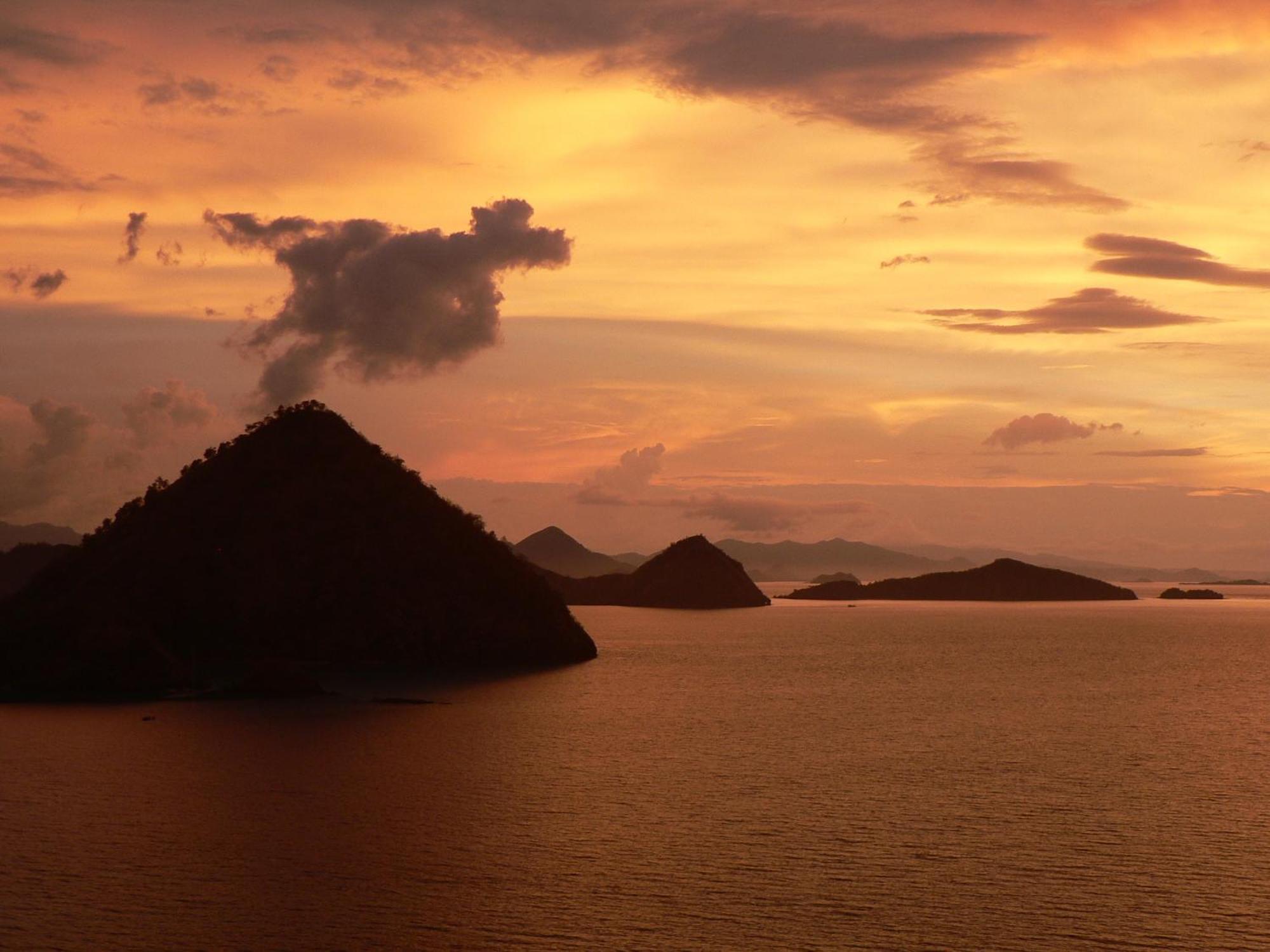 Waecicu Eden Beach Hotel Labuan Bajo Rum bild
