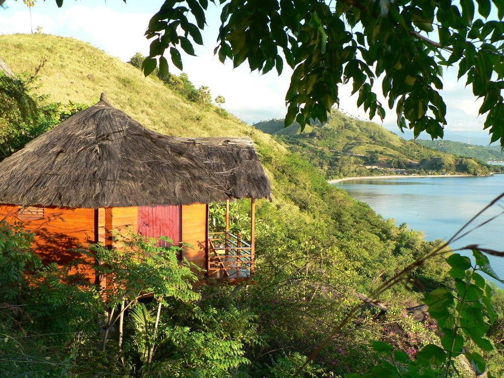 Waecicu Eden Beach Hotel Labuan Bajo Exteriör bild
