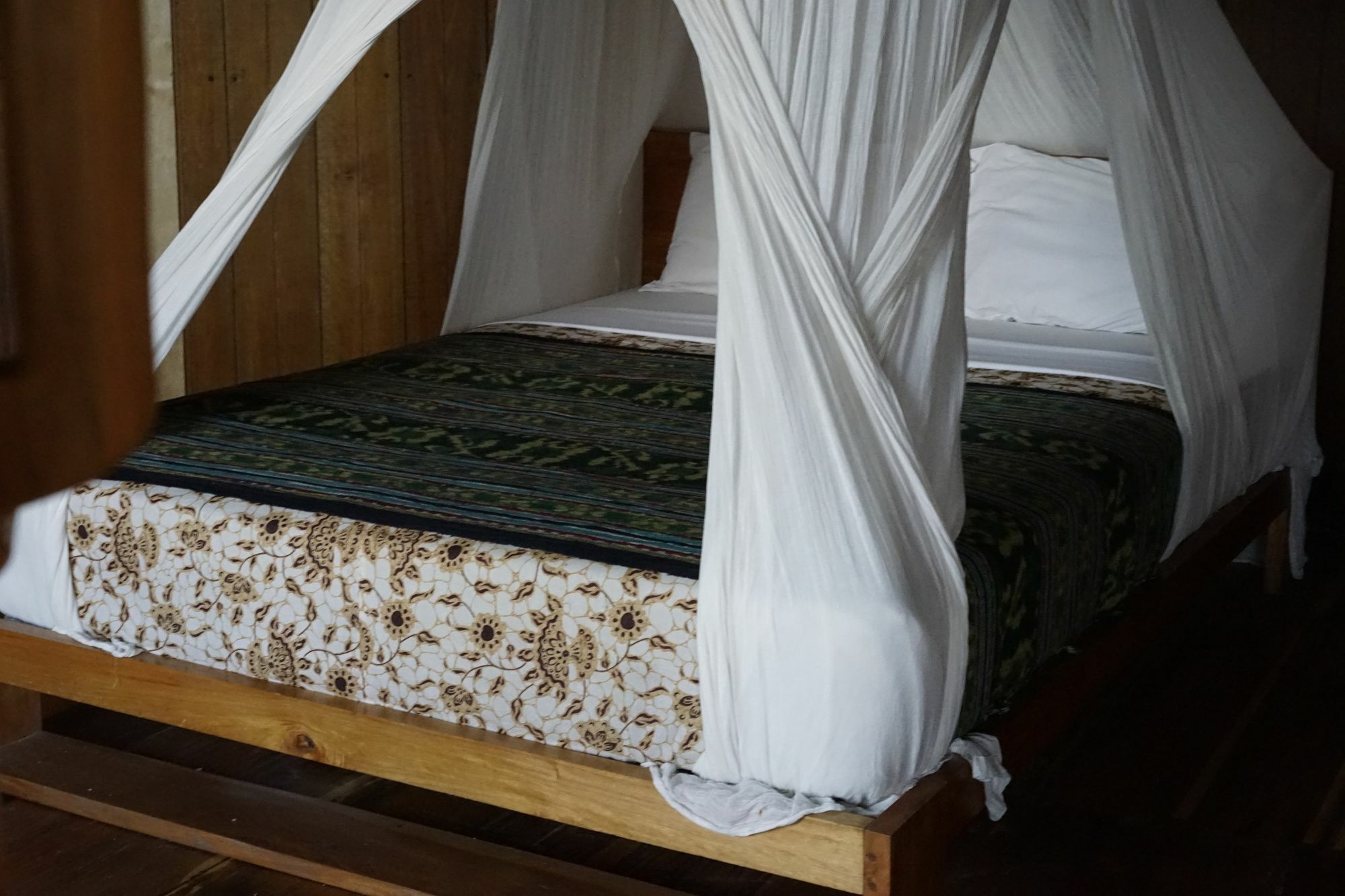 Waecicu Eden Beach Hotel Labuan Bajo Exteriör bild